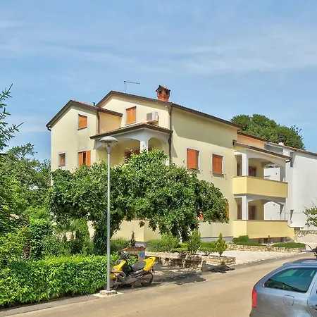 Apartments Vera Umag Exterior photo